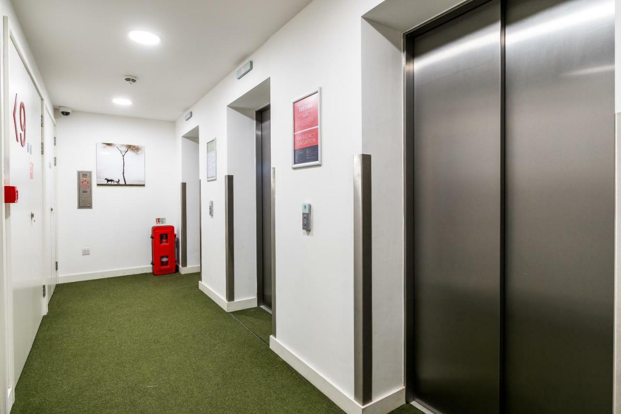 לונדון Hashtag Aldgate Campus Accommodation מראה חיצוני תמונה
